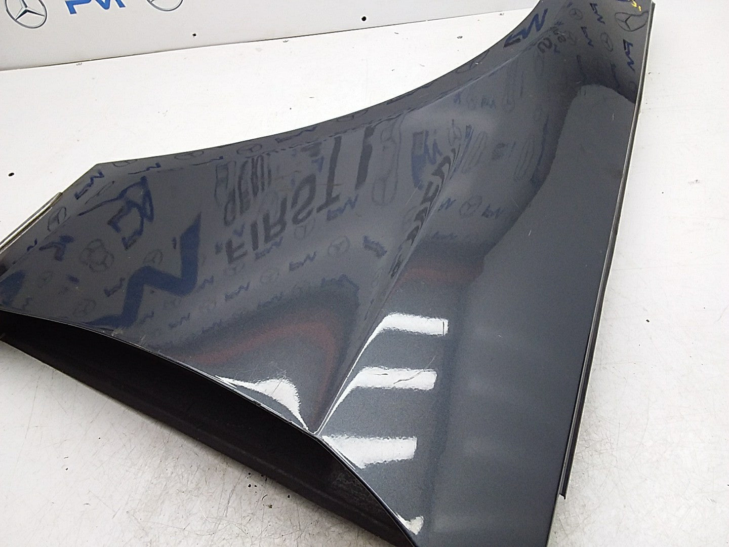 MERCEDES  E-CLASS W212 NS LEFT PASSENGER SIDE WINGS FMW31 A2128610901