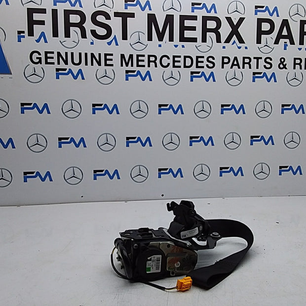 MERCEDES E-CLASS W238 SEAT BELT FRONT RIGHT DRIVER SIDE A2388602900 FMS250 OSF