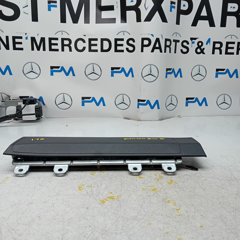 MERCEDES BENZ A-CLASS W176 O/S/F DRIVER SIDE KNEE AIRBAG FM00808