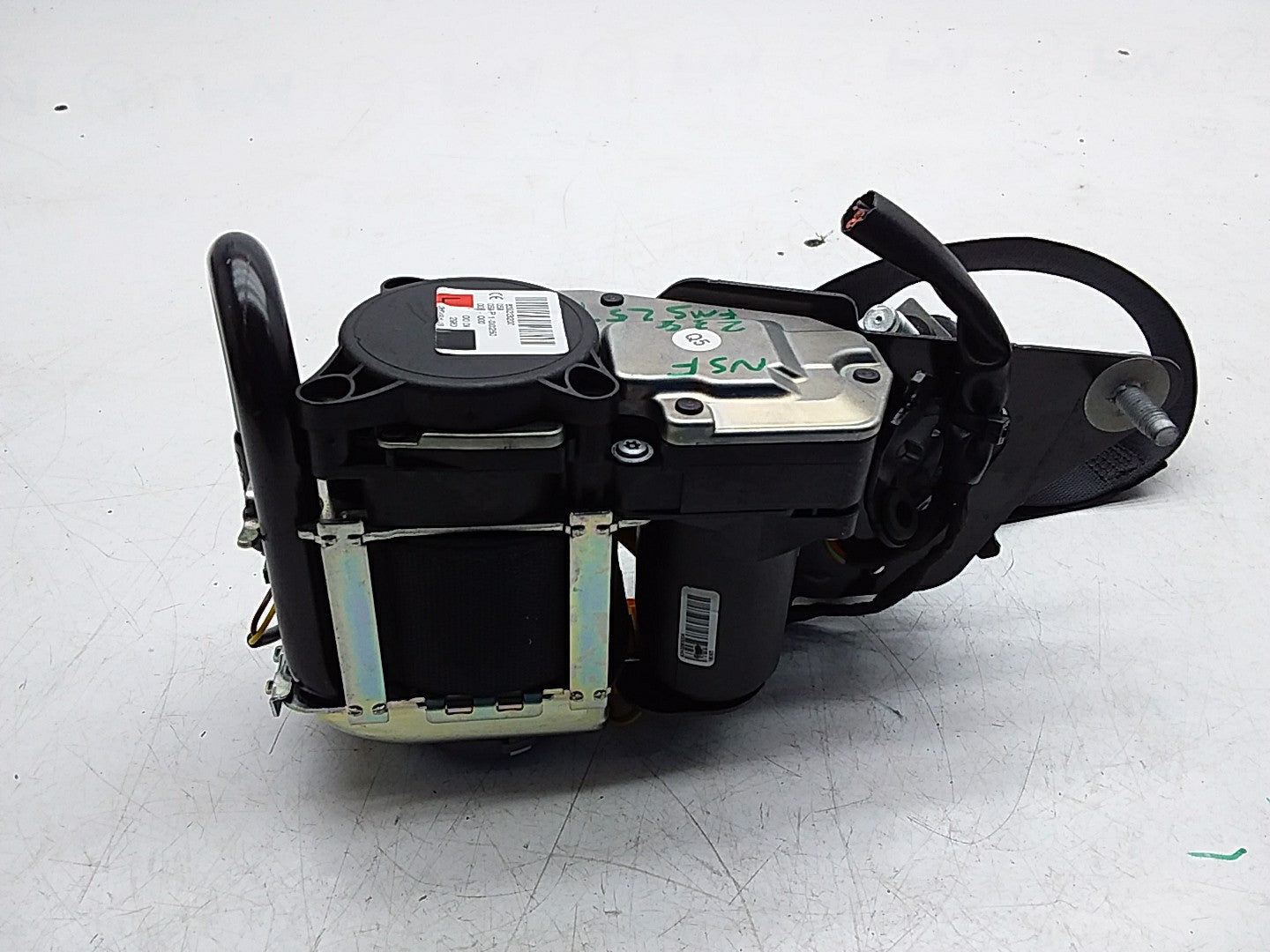 MERCEDES E-CLASS W238 SEAT BELT FRONT LEFT PASSENGER SIDE A2388602800 FMS257 NSF