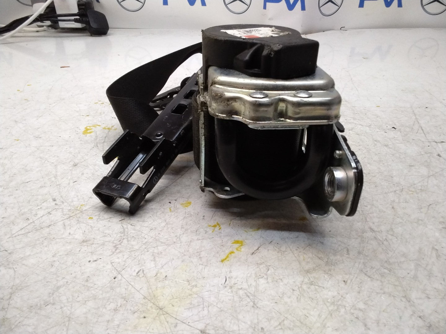 MERCEDES C-CLASS W205 SEAT BELT FRONT PASSENGER LEFT SIDE A2058600185 FMS323 NSF