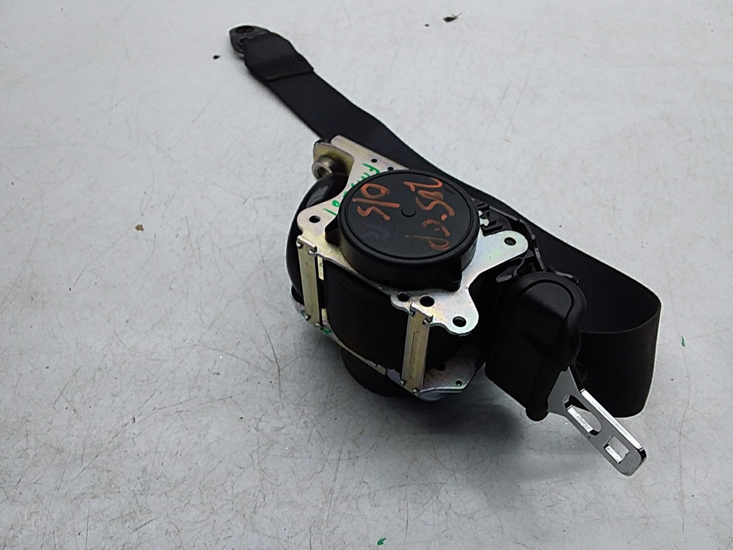 MERCEDES C-CLASS W205 SEAT BELT REAR RIGHT DRIVER SIDE A2058601601 FMS281 OSR