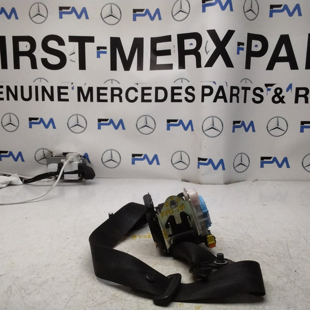 MERCEDES A CLASS SEAT BELT FRONT RIGHT A1768600285 W176 FMS181 OSF
