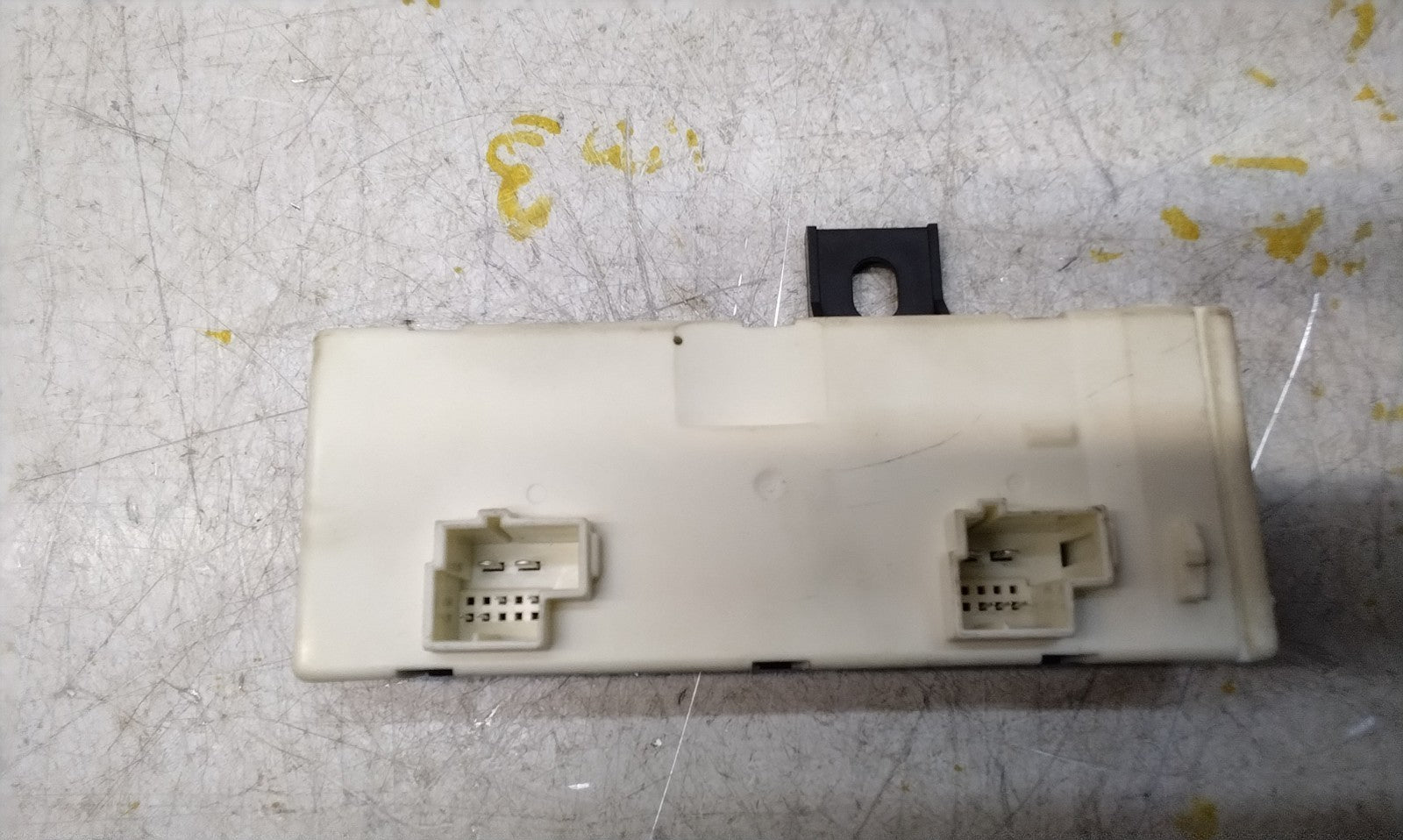 MERCEDES E-CLASS TAILGATE CONTROL MODULE W213 A2139004711 FM001035