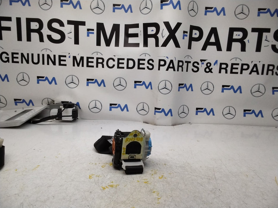 MERCEDES A CLASS SEAT BELT FRONT LEFT PASSENGER SIDE A2468600000 W176 FMS428 NSF