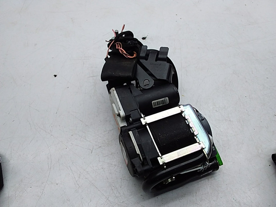 MERCEDES C-CLASS W204 SEAT BELT FRONT LEFT PASSENGER SIDE A2048601585 FMS224 NSF