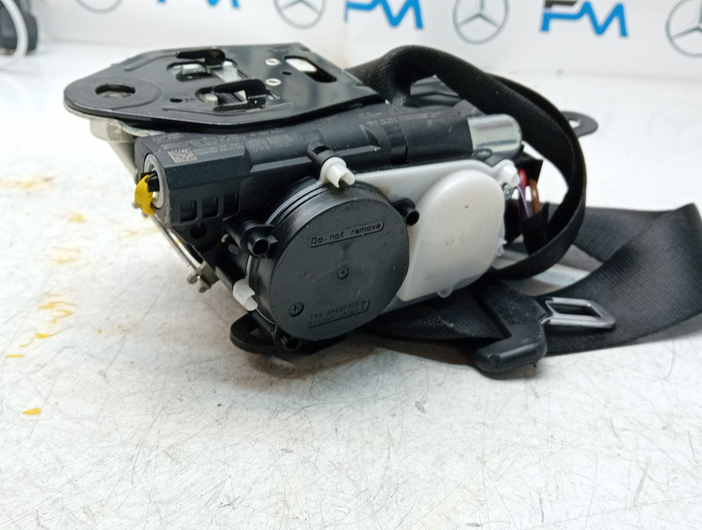 MERCEDES E220 SEAT BELT A2138605600 FRONT RIGHT DSL AUTO W213 ESTATE FMS93 OSF