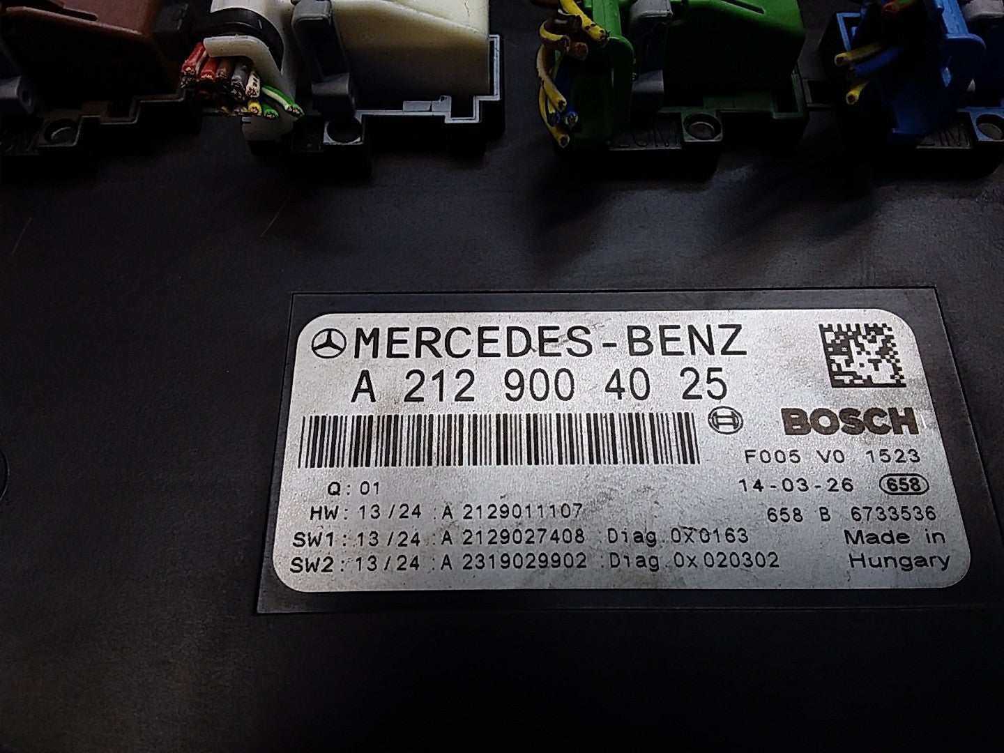 Mercedes E-CLASS W212 Fuse  Box RELAY A2129004025 FMF90