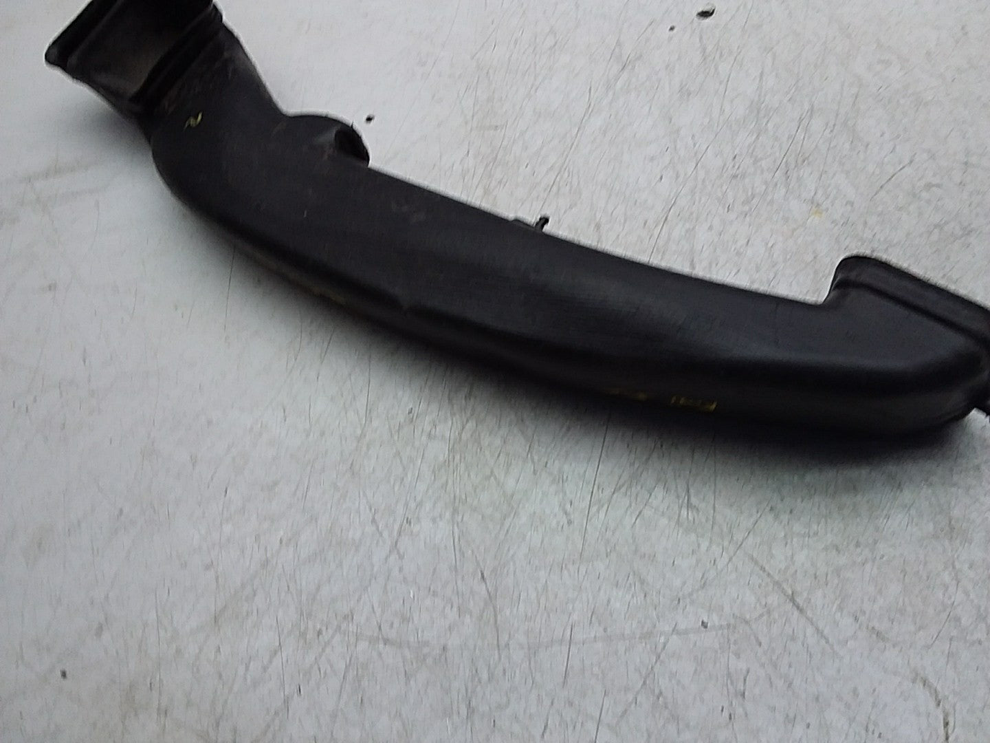MERCEDES BENZ C-CLASS W205 AIR INTAKE TUBE A2058310600 FMI55