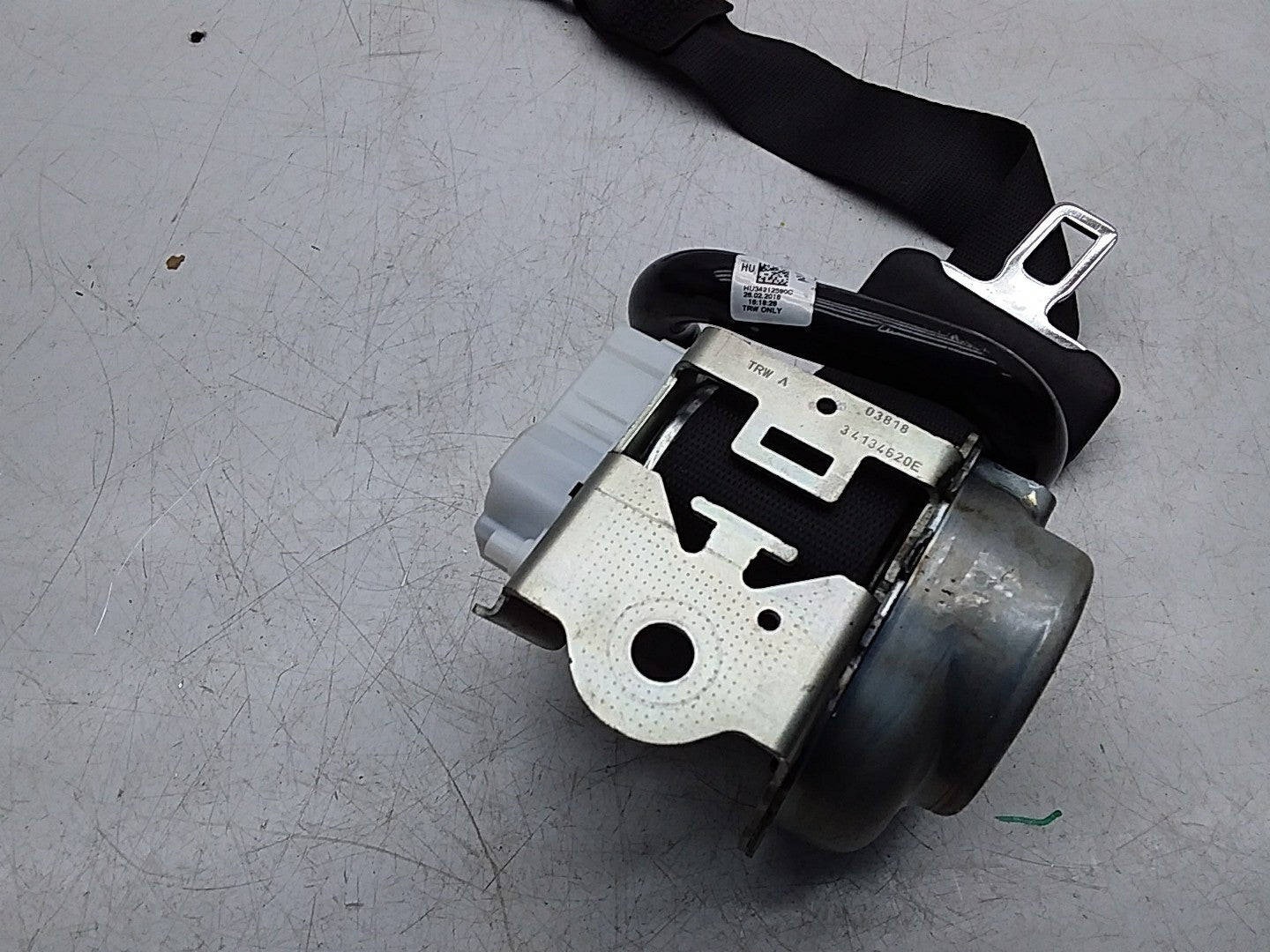 MERCEDES E-CLASS W238 SEAT BELT REAR LEFT PASSENGER SIDE A2388603700 FMS273 NSR