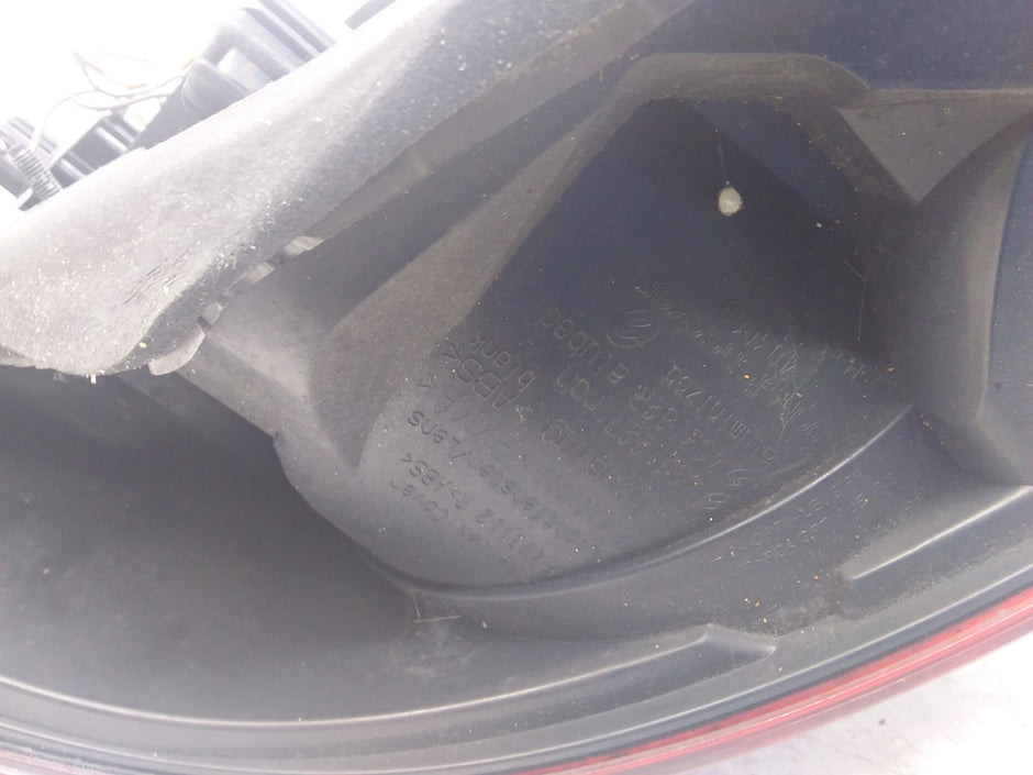 MERCEDES R-CLASS W251 REAR DRIVER O/S TAIL LIGHT FMT76