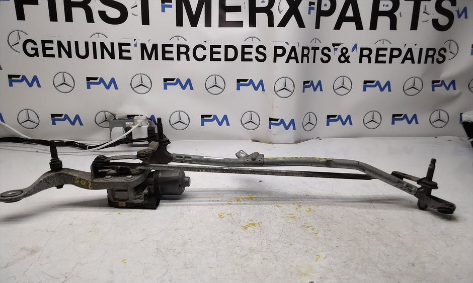 MERCEDES-BENZ C CLASS W205 FRONT WIPER MOTOR WITH LINKAGE A2059600940 FM00750