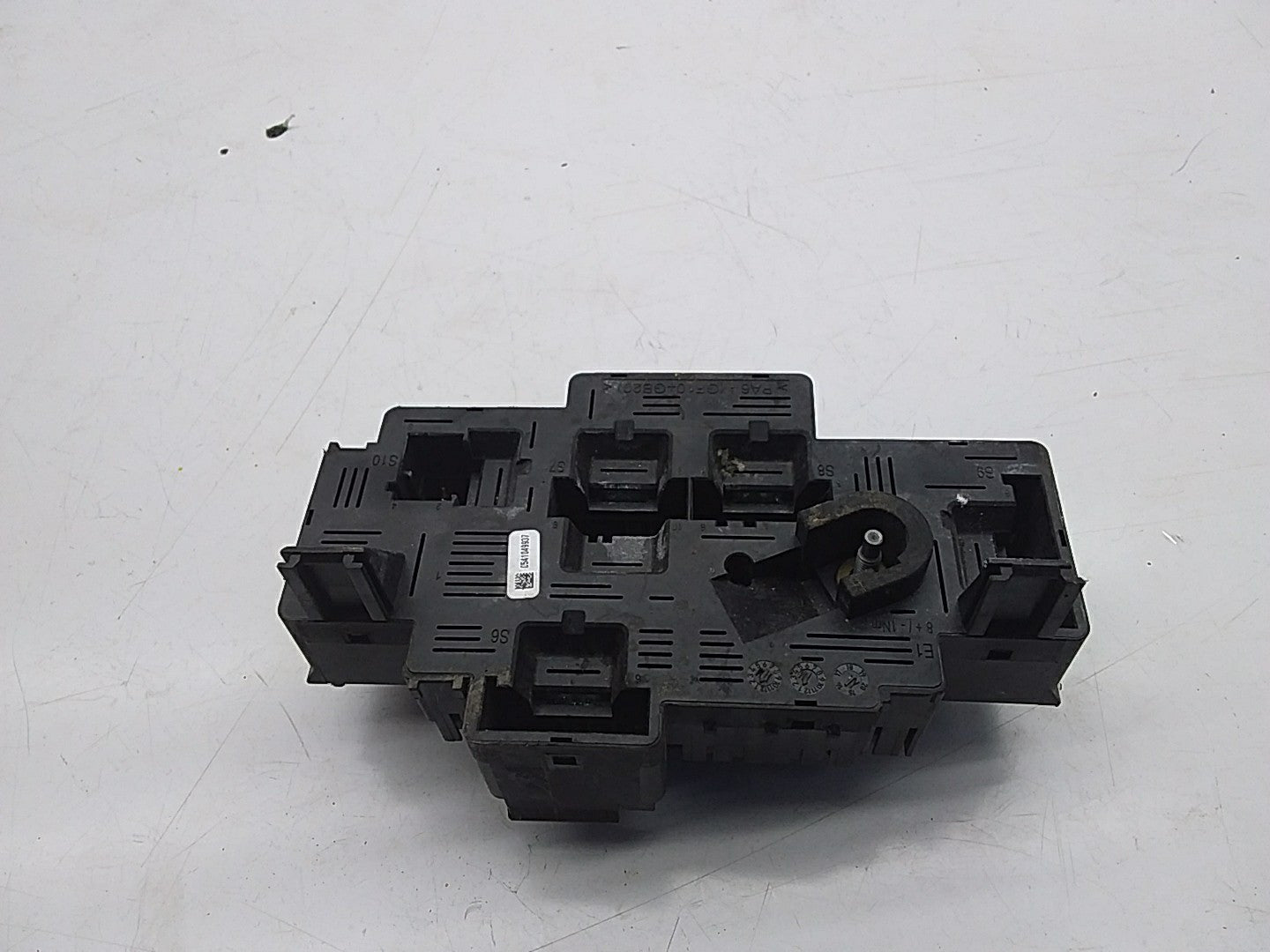 MERCEDES E CLASS FUSE RELAY BOX A2139065706 W213 2016 ONWARDS  FMF52