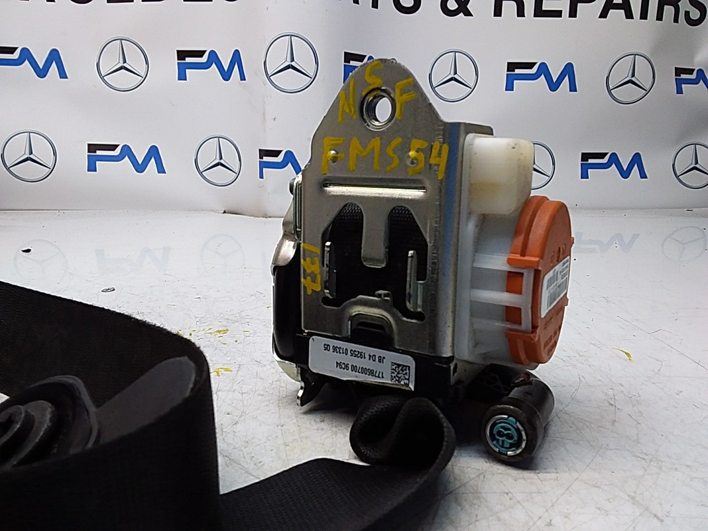 MERCEDES A CLASS  FRONT LEFT SEAT BELT WITH PRETENSIONER A1778600700 FMS54 NSF