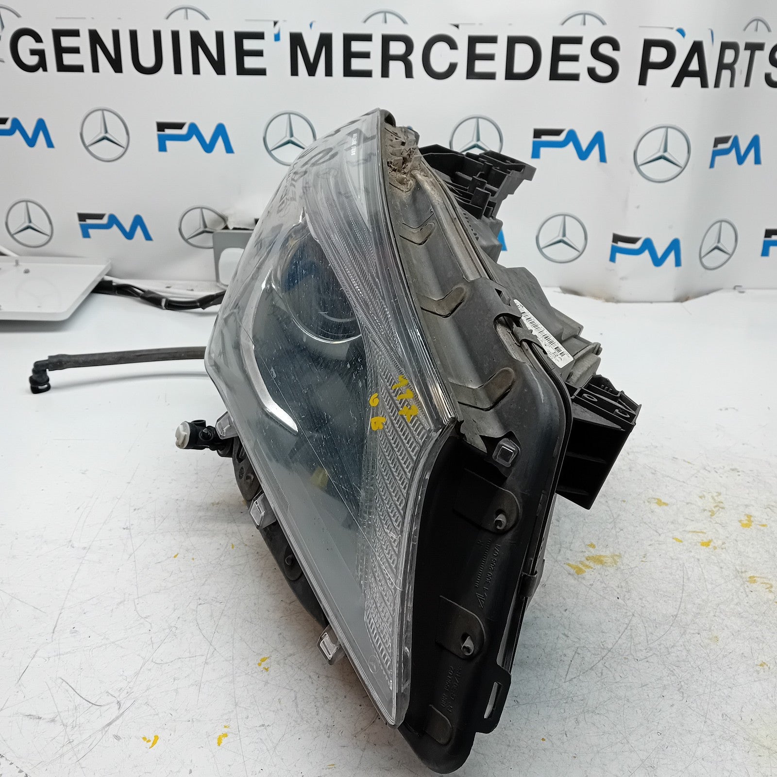MERCEDES CLA-CLASS HEADLIGHT DRIVER OS  RIGHT A1179065400 2015 BI-XENON FMH179