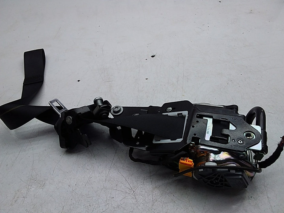 MERCEDES E-CLASS W238 SEAT BELT FRONT LEFT PASSENGER SIDE A2388602800 FMS262 NSF