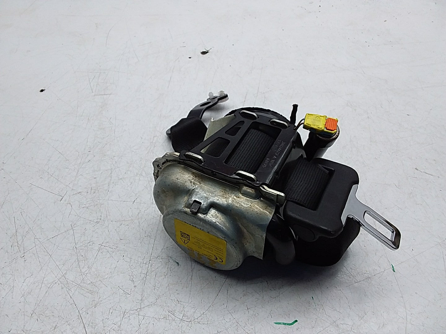 MERCEDES E-CLASS W238 SEAT BELT REAR LEFT PASSENGER SIDE A2388603500 FMS267 NSR