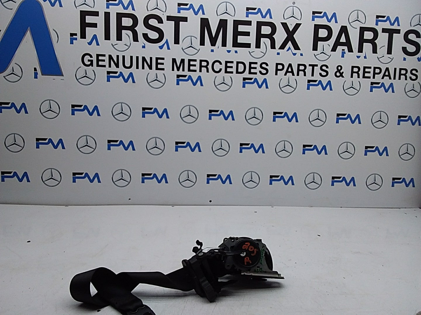 MERCEDES C-CLASS W205 SEAT BELT REAR RIGHT DRIVER SIDE A2058605285 FMS284 OSR