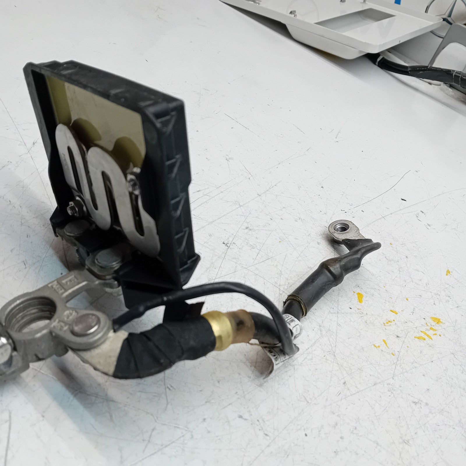 MERCEDES  C E CLASS W205 W213 NEGATIVE BATTERY CLAM TERMINAL A0009061505 FM00818