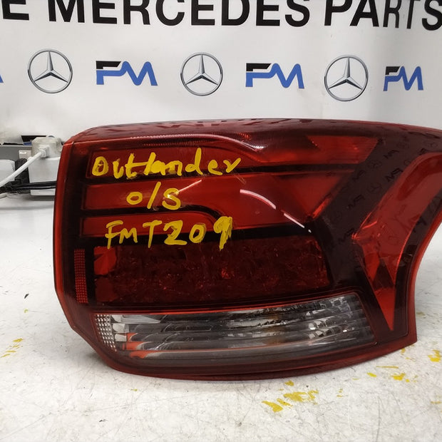 MITSUBISHI OUTLANDER DRIVER SIDE OS REAR TAIL LIGHT FMT209 HALF LED