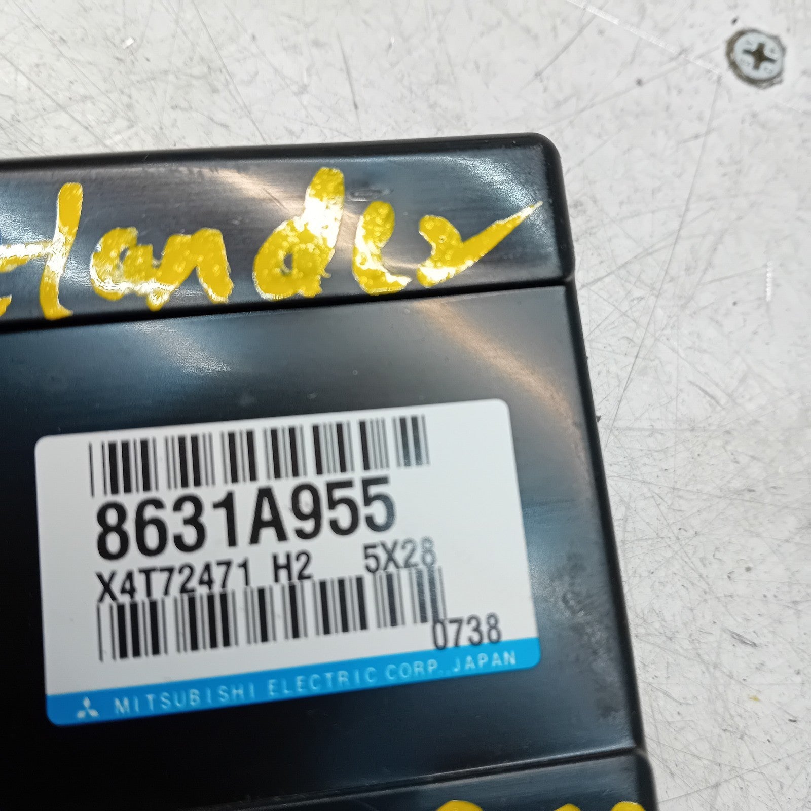 MITSUBISHI OUTLANDER 2015-19 FOUR WHEEL DRIVE CONTROL MODULE 8631A955 FM00960