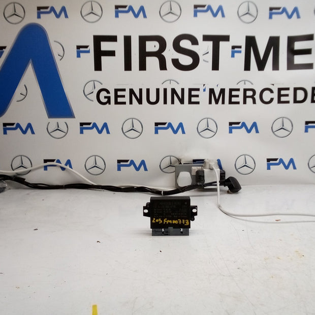 MERCEDES C-CLASS W205 PARKING DISTANCE SENSOR MODULE A0009004710 FM00773 