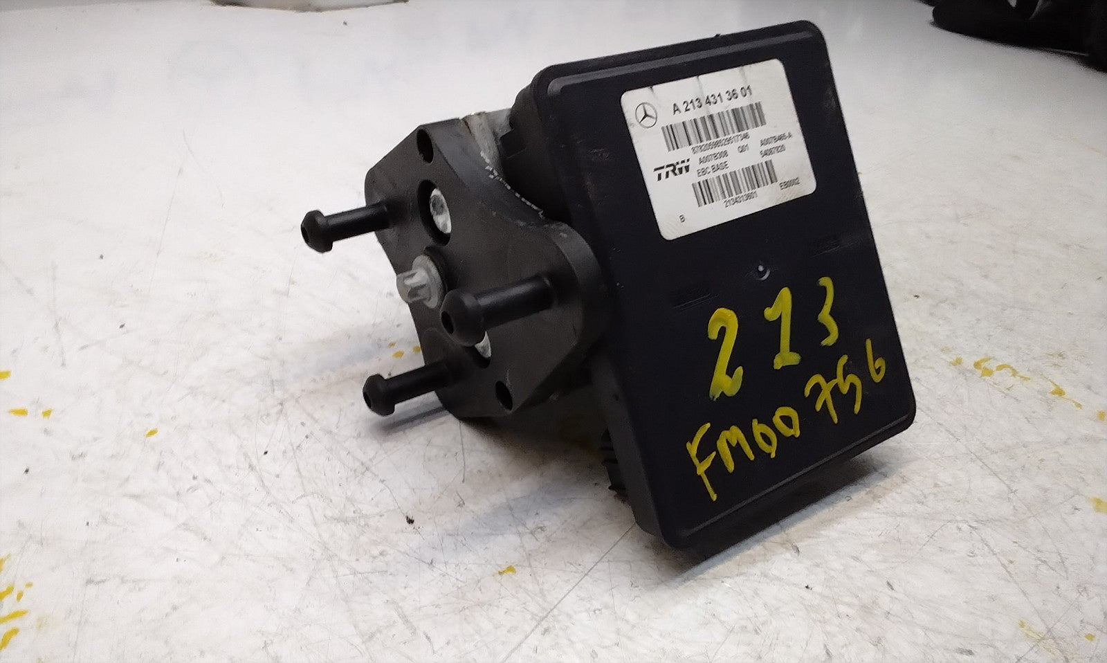 MERCEDES E-CLASS W213 ABS PUMP MODULE CONTROL UNIT A2134313601 FM00756