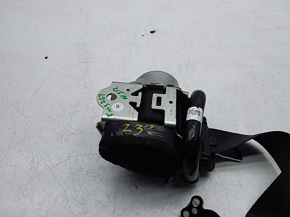 MERCEDES E-CLASS W238 SEAT BELT REAR LEFT PASSENGER SIDE A2388603500 FMS267 NSR