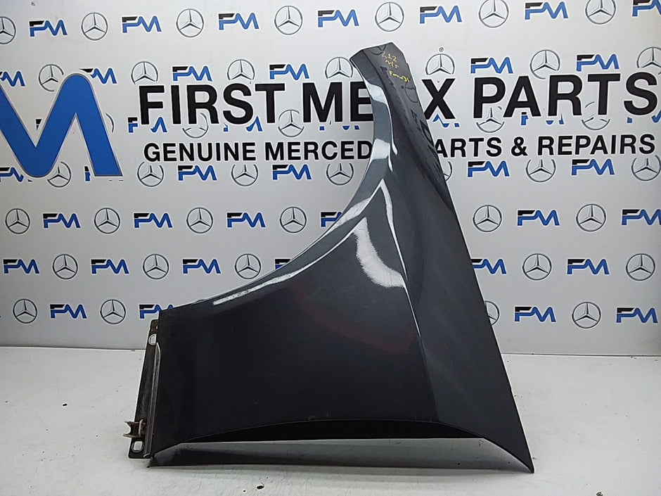 MERCEDES  E-CLASS W212 NS LEFT PASSENGER SIDE WINGS FMW31 A2128610901