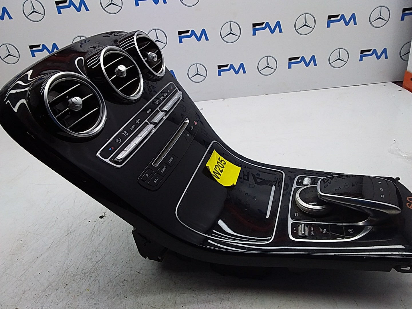 2014 ONWARDS MERCEDES C-CLASS W205 CENTRE  CONSOLE  A2056803208 FMK11