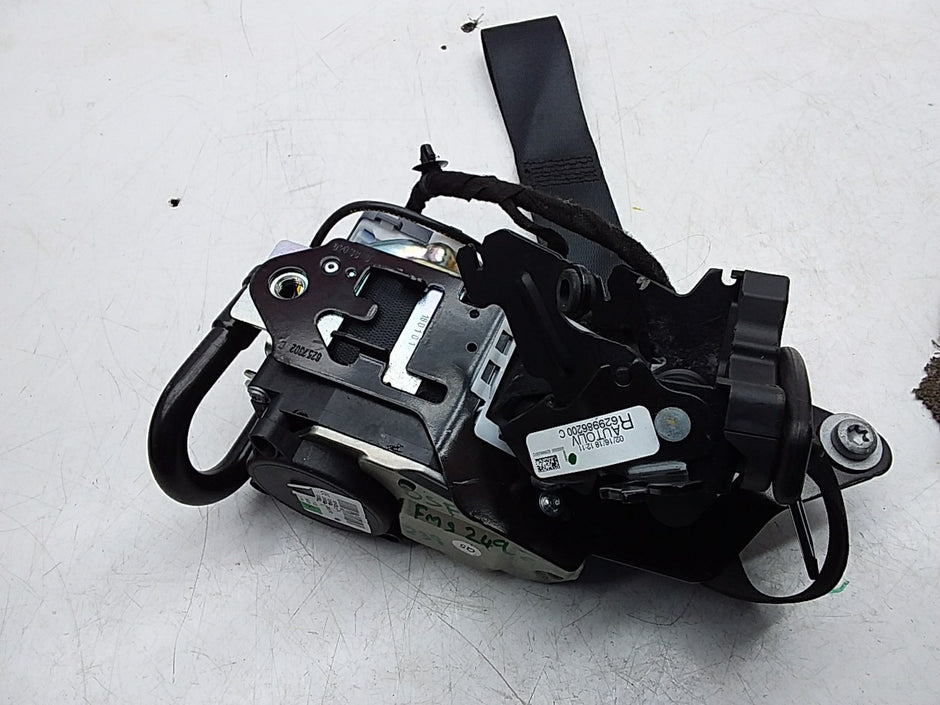 MERCEDES E-CLASS W238 SEAT BELT FRONT RIGHT DRIVER SIDE A2388602900 FMS249 OSF