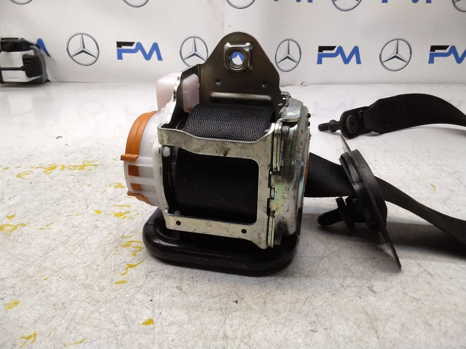 MERCEDES CLA C118 A-CLASS DRIVER SIDE FRONT SEAT BELT A1188601400 FMS408 OSF