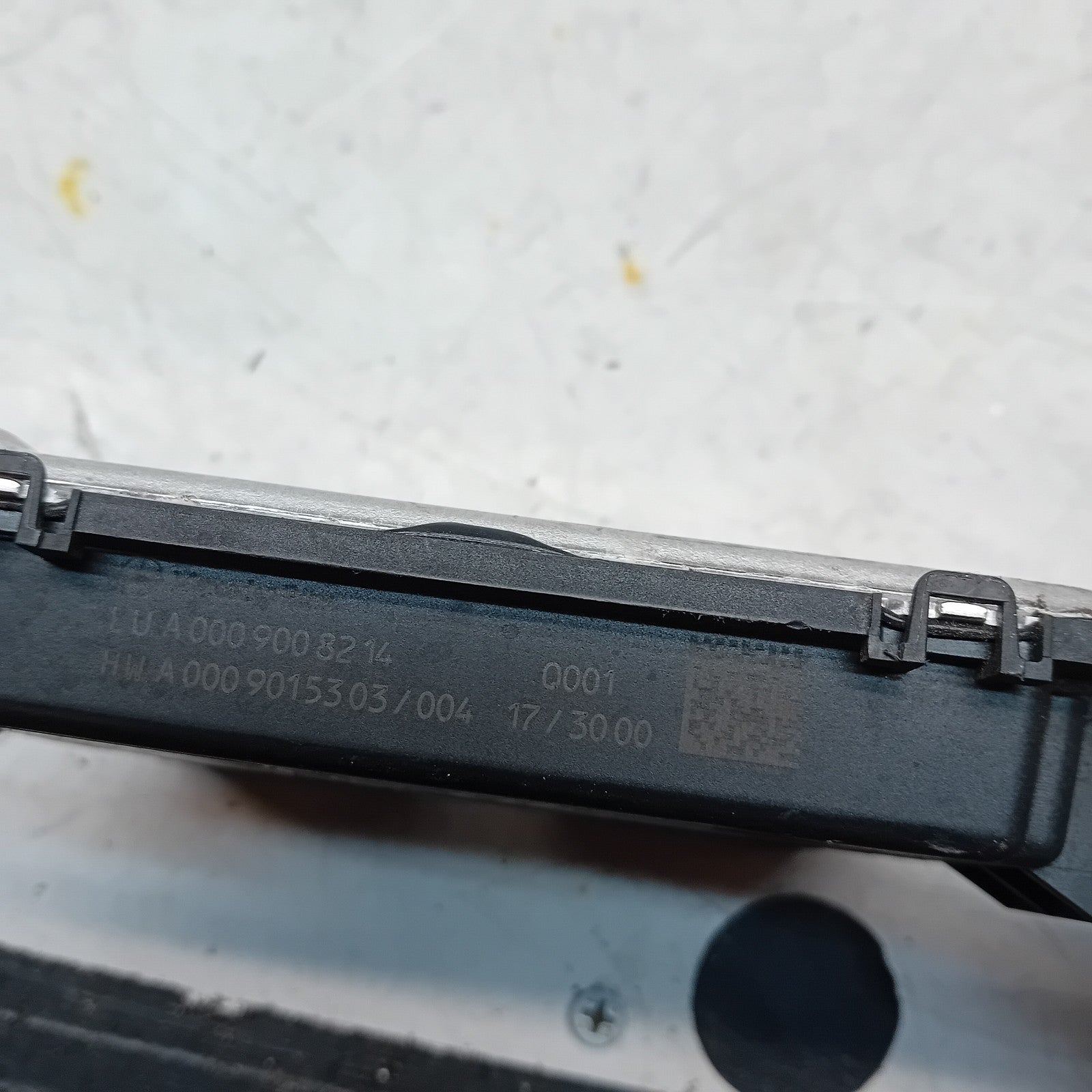 MERCEDES SPRINTER W906 FUEL PUMP CONTROL MODULE A0009008214 FM00958