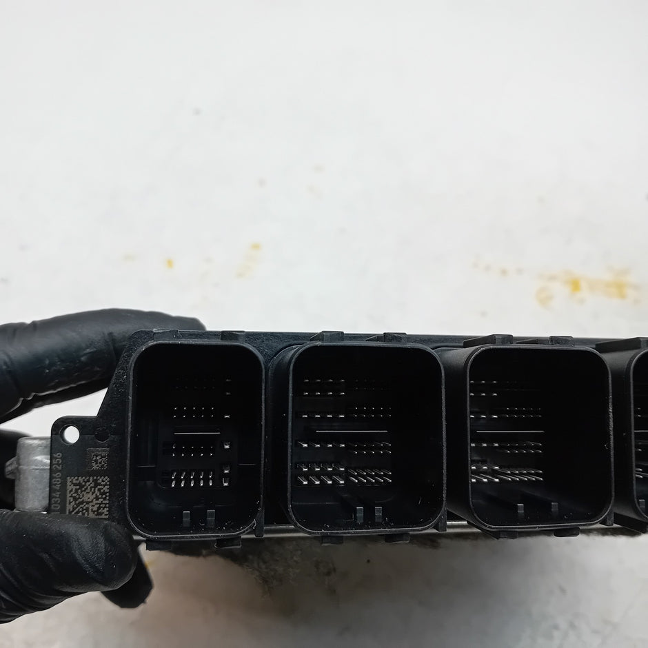 MERCEDES E-CLASS W213 ECU DIESEL ENGINE CONTROL MODULE A6549001400 FM00921