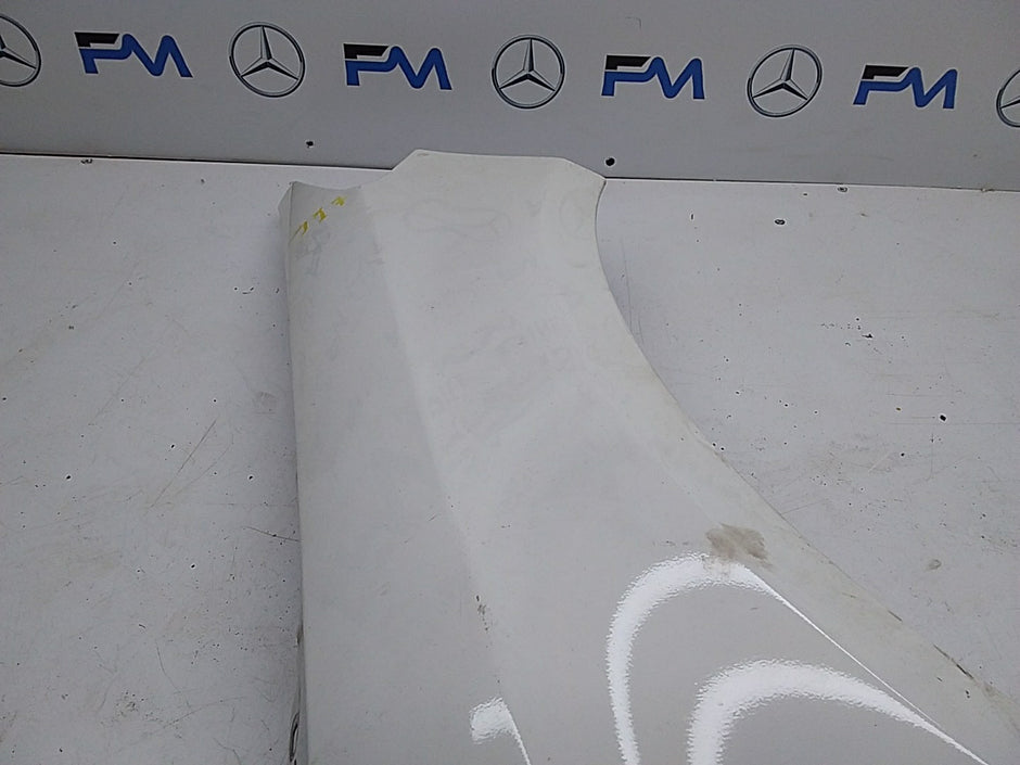 MERCEDES  BENZ CLA W117 OS RIGHT DRIVER SIDE WINGS  FMW14  A1178810201 (DAMAGED)