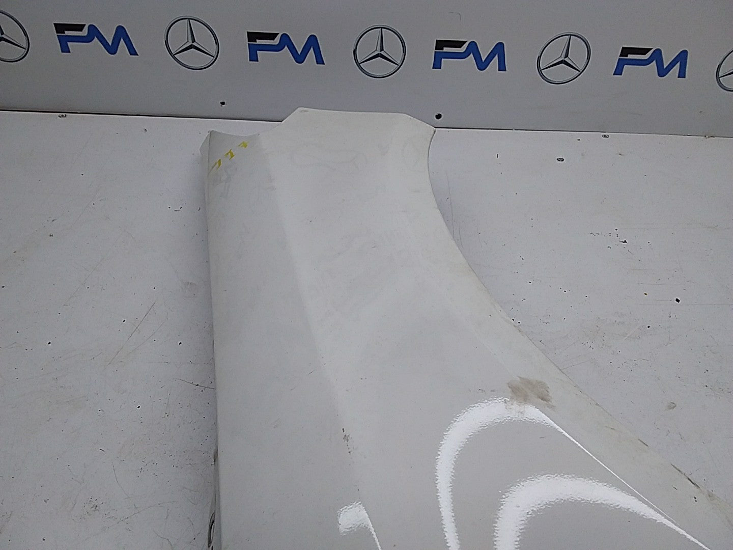 MERCEDES  BENZ CLA W117 OS RIGHT DRIVER SIDE WINGS  FMW14  A1178810201 (DAMAGED)