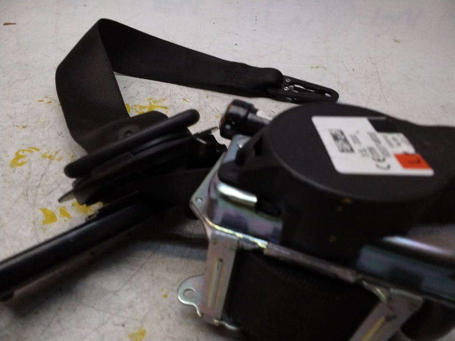 MERCEDES C-CLASS W205 SEAT BELT FRONT PASSENGER LEFT SIDE A2058600185 FMS325 NSF