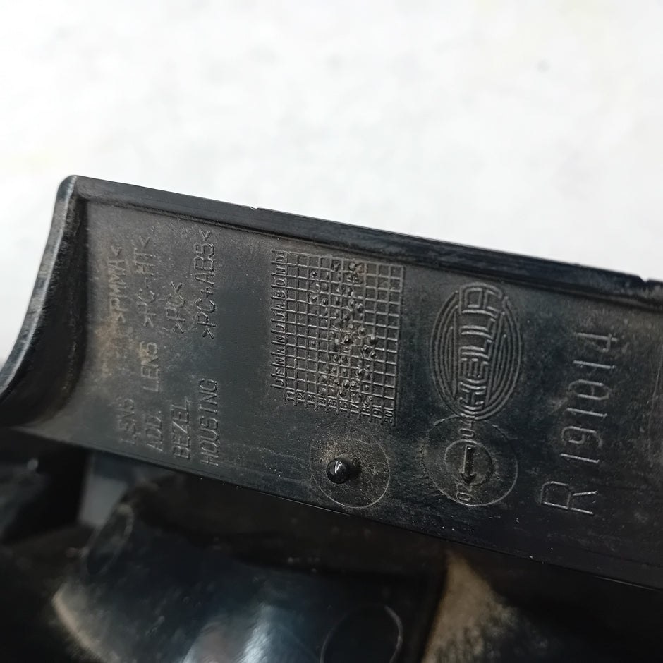 MERCEDES VITO W447 2015-20 DRIVER OS REAR TAIL LIGHT R191014 FMT154