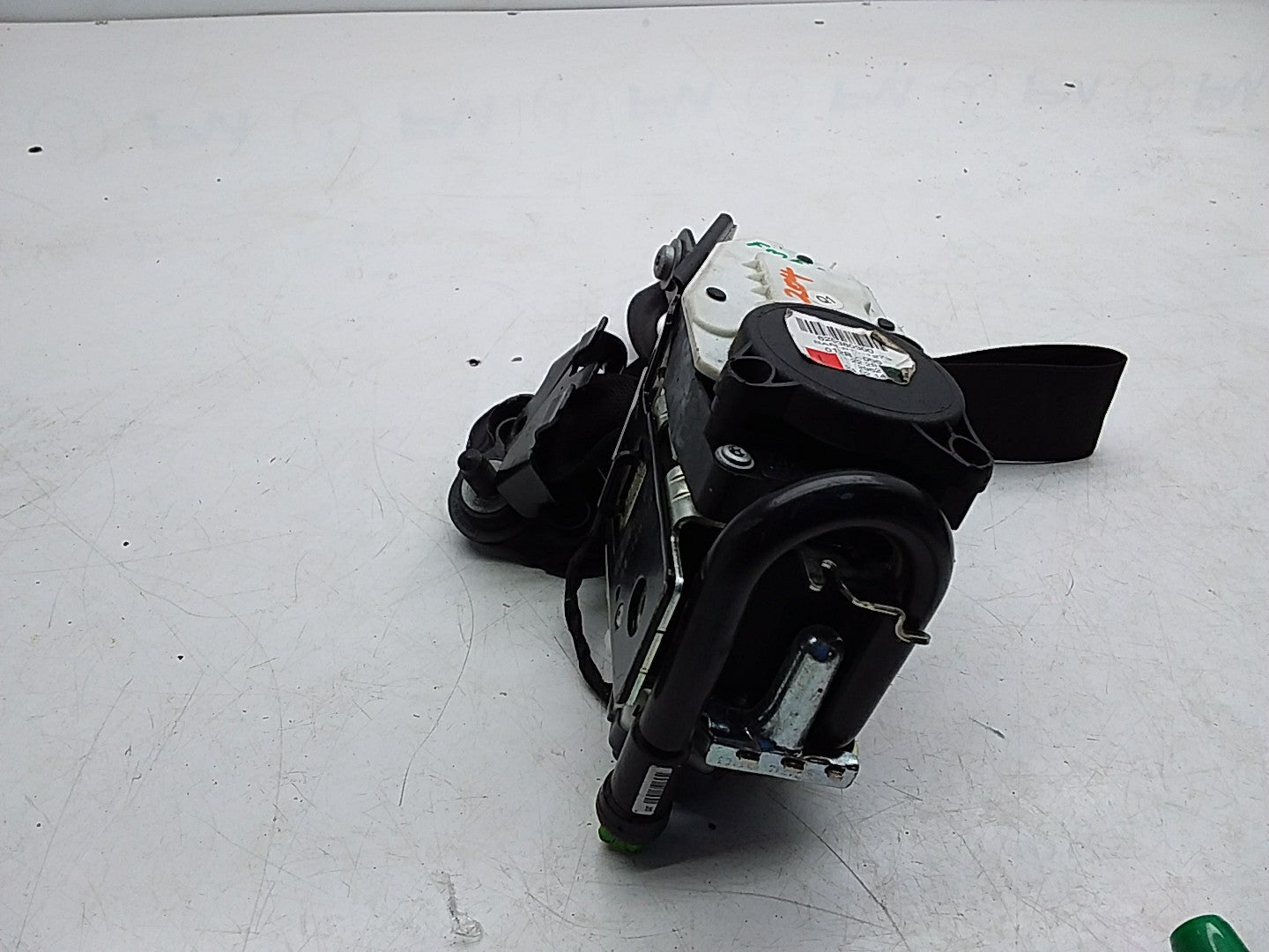 MERCEDES C-CLASS W204 SEAT BELT FRONT LEFT PASSENGER SIDE A2048601985 FMS217 NSF