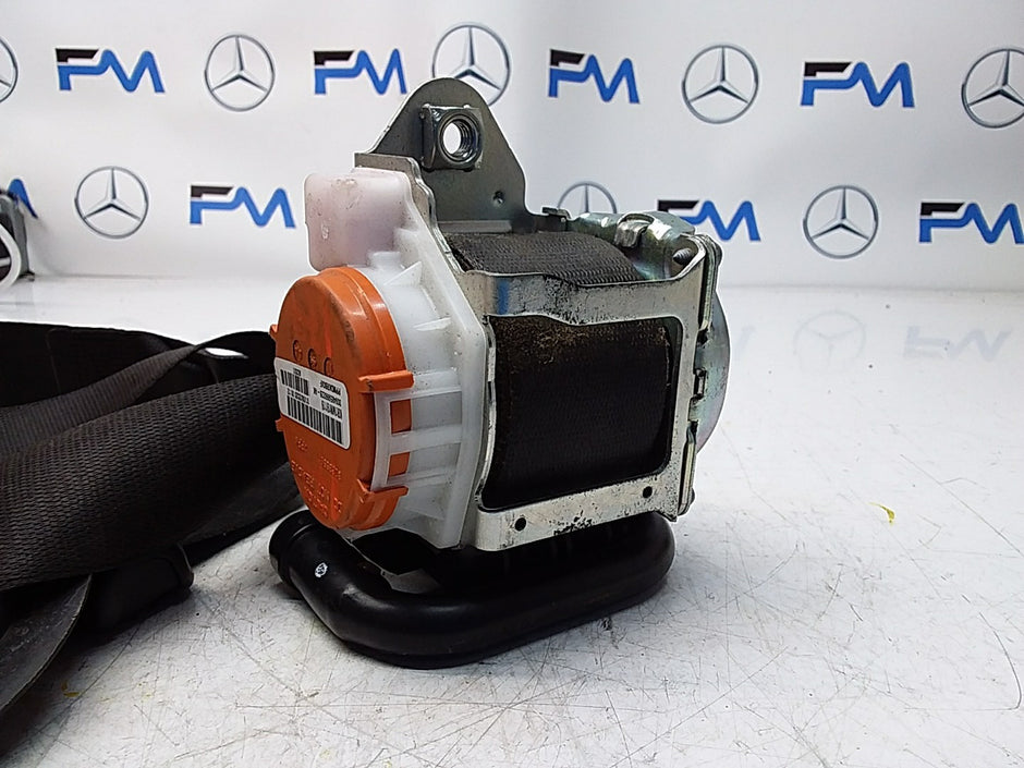 MERCEDES A CLASS  FRONT RIGHT SEAT BELT WITH PRETENSIONER A1778600800 FMS56 OSF