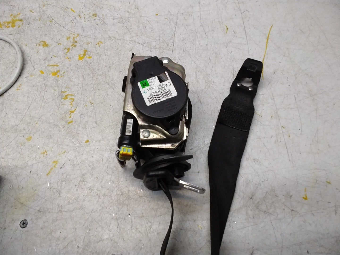MERCEDES C-CLASS W205 SEAT BELT REAR RIGHT DRIVER SIDE A2058600285 FMS335 OSR