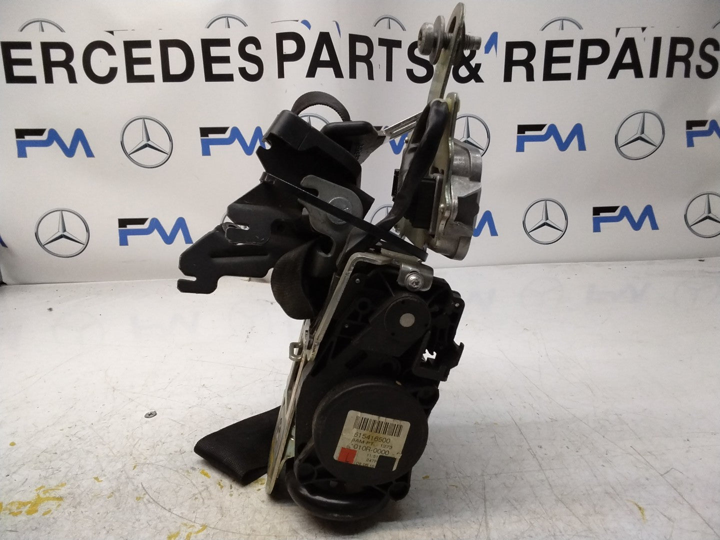 MERCEDES E CLASS W207 SEAT BELT FRONT LEFT PASSENGER A2078604185 FMS446 NSF