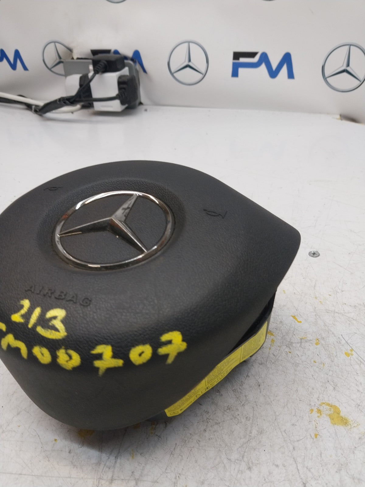 MERCEDES E-CLASS W213 STEERING WHEEL AIRBAG  FM00707