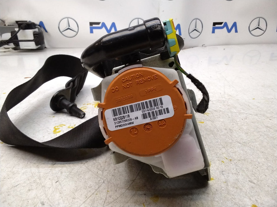 MERCEDES CLA C118 A-CLASS DRIVER SIDE FRONT SEAT BELT A1188601400 FMS383 OSF