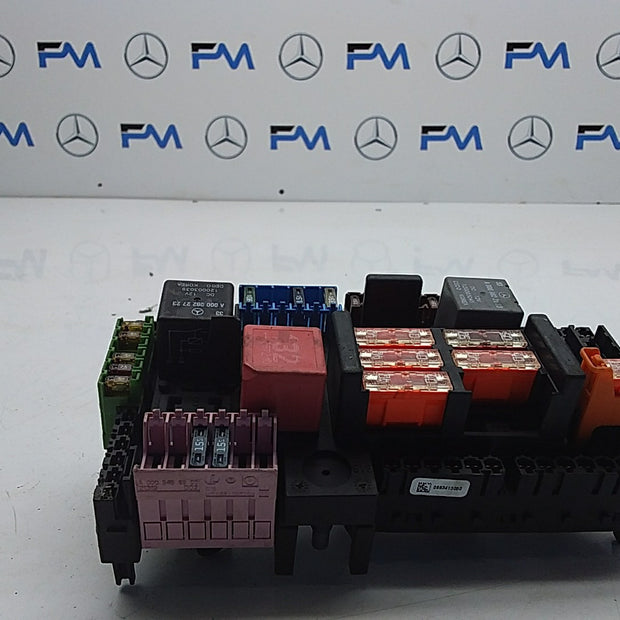 MERCEDES E-CLASS W213 2016 ONWARDS  FUSE RELAY BOX A2139068801  FMF58