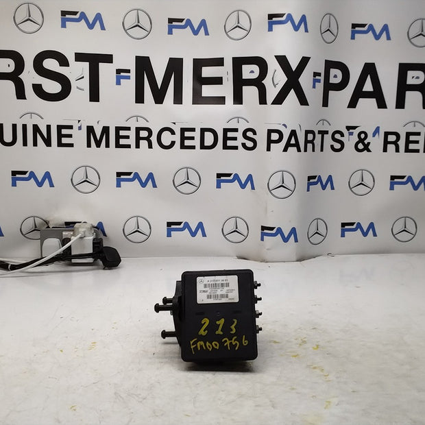 MERCEDES E-CLASS W213 ABS PUMP MODULE CONTROL UNIT A2134313601 FM00756
