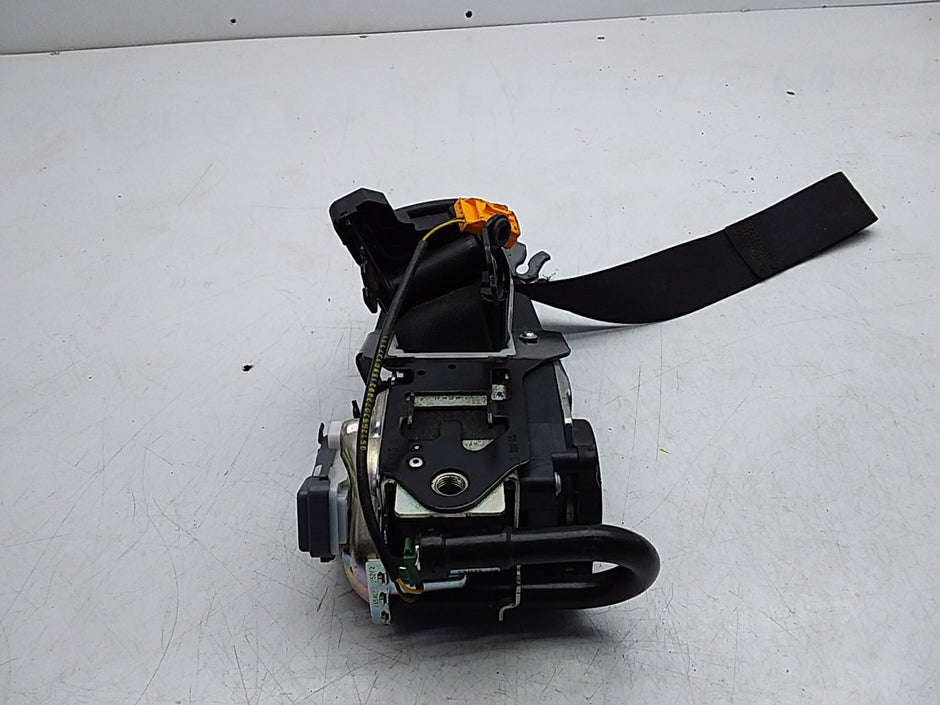 MERCEDES E-CLASS W238 SEAT BELT FRONT RIGHT DRIVER SIDE A2388602900 FMS253 OSF