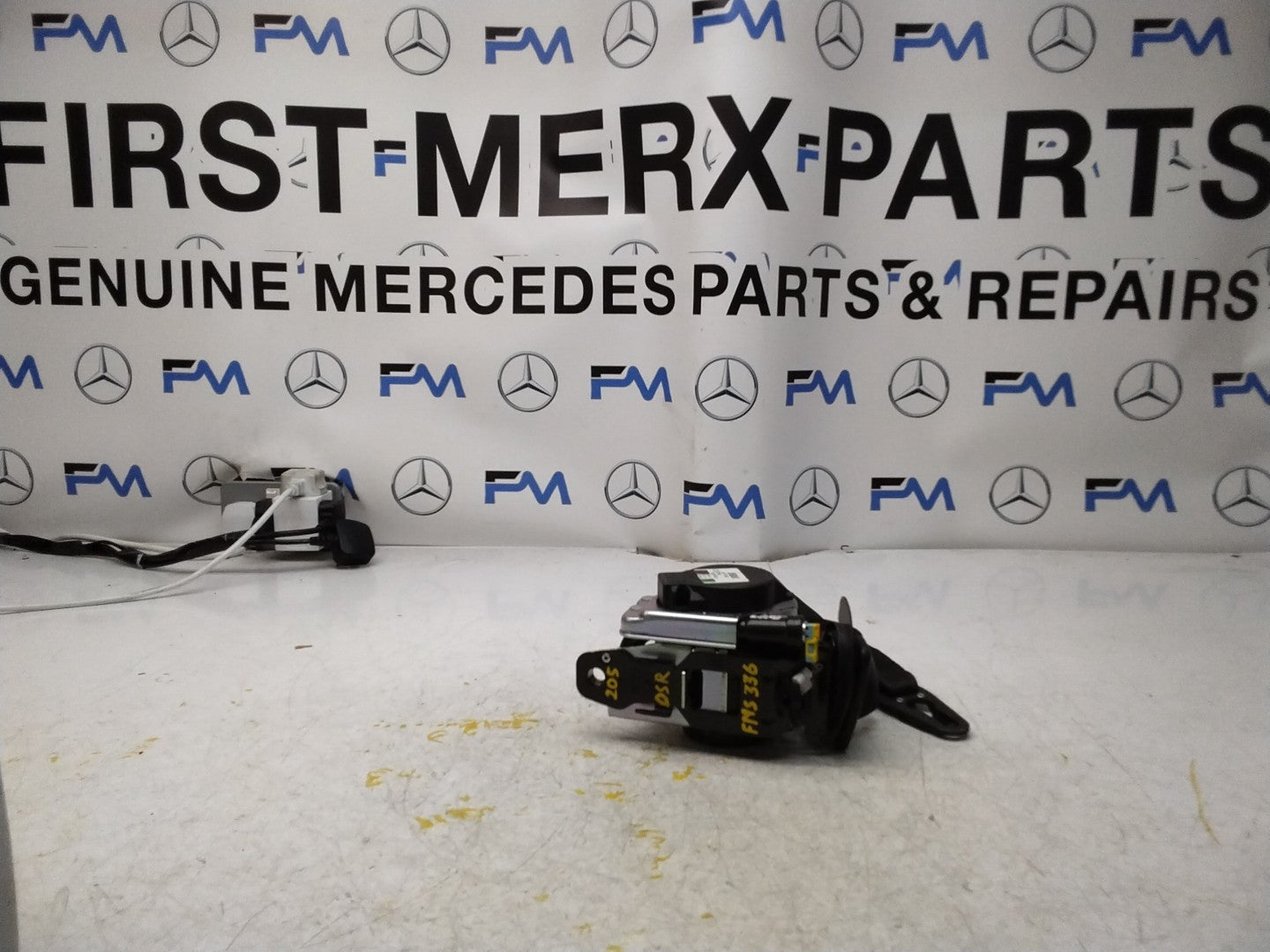 MERCEDES C-CLASS W205 SEAT BELT REAR RIGHT DRIVER SIDE A2058600285 FMS336 OSR