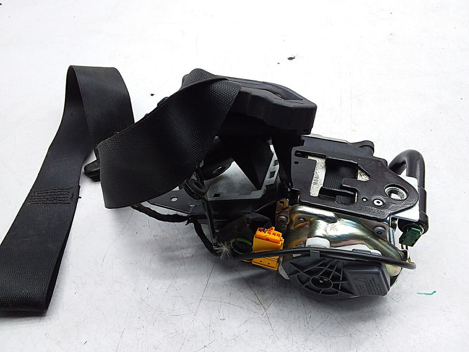 MERCEDES E-CLASS W238 SEAT BELT FRONT LEFT PASSENGER SIDE A2388602800 FMS256 NSF