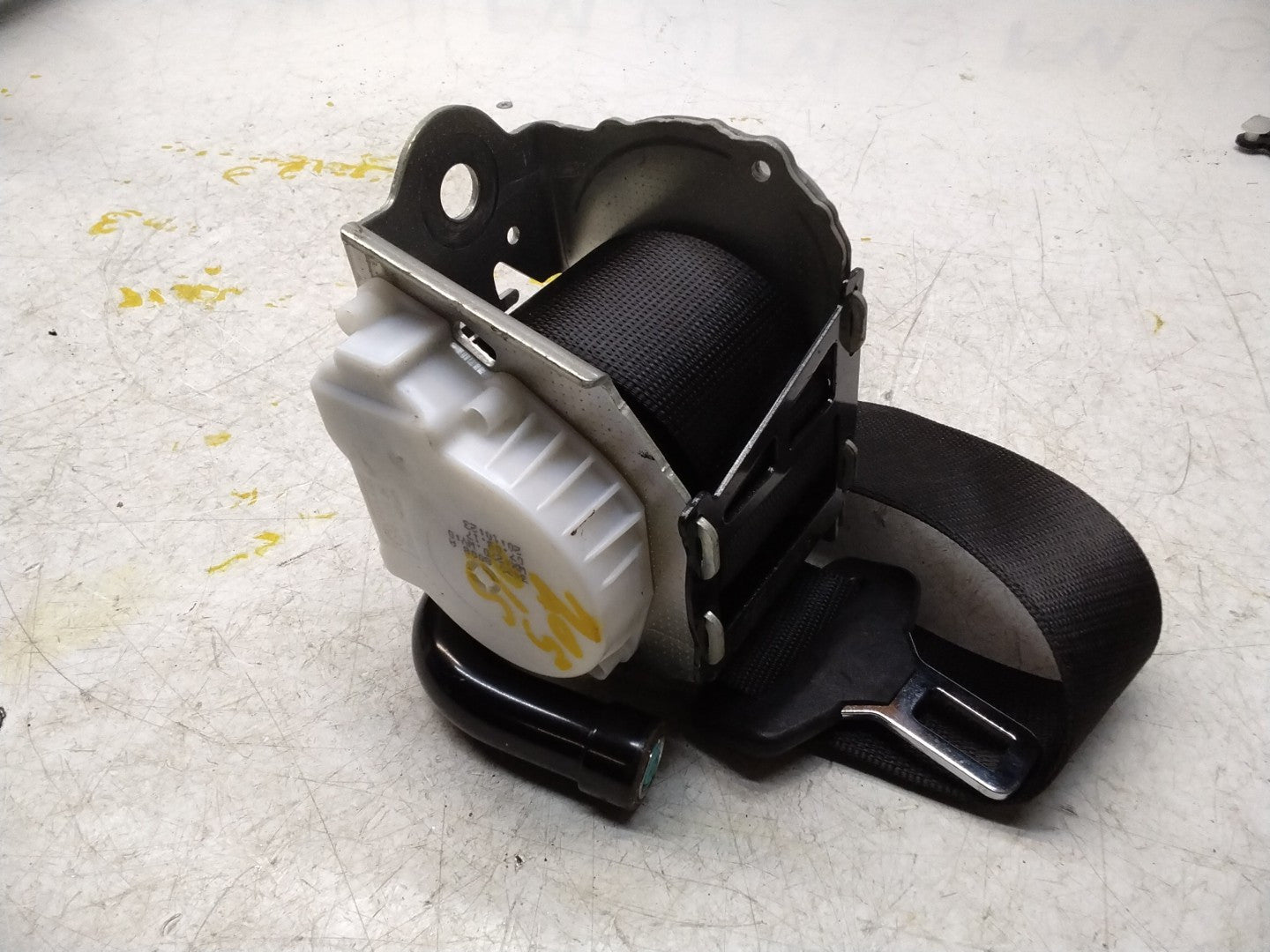 MERCEDES C-CLASS W205 SEAT BELT REAR RIGHT DRIVER SIDE A2058600685 FMS311 OSR